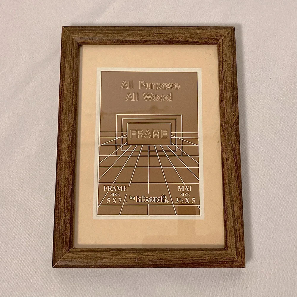 ⭐️ 5” x 7” Wooden Picture Frame Hangable All Purpose All Wood